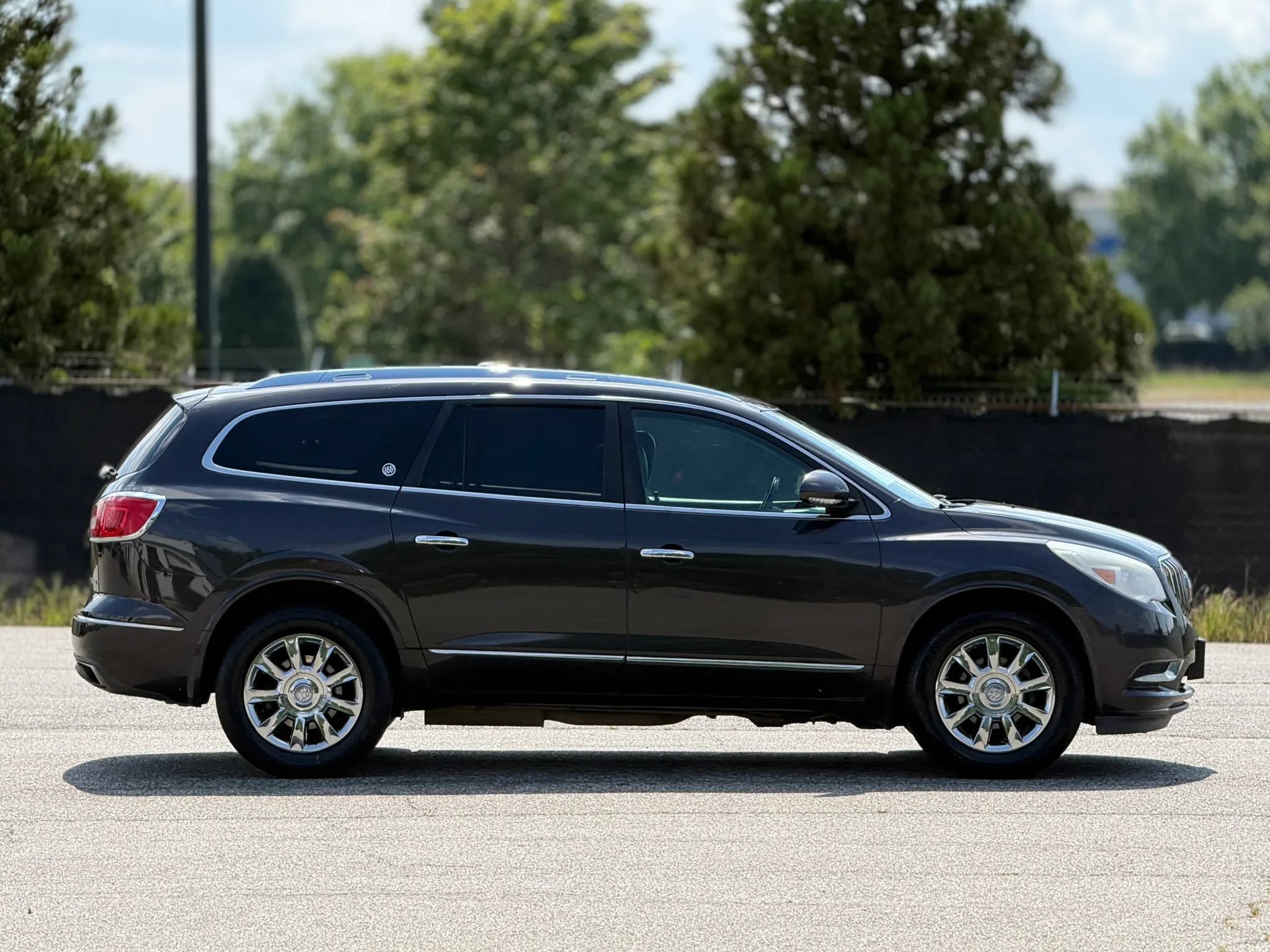 Used 2014 Buick Enclave Premium FWD image 7