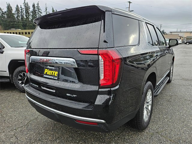 Used 2023 GMC Yukon SLT w/ SLT Premium Package image 4