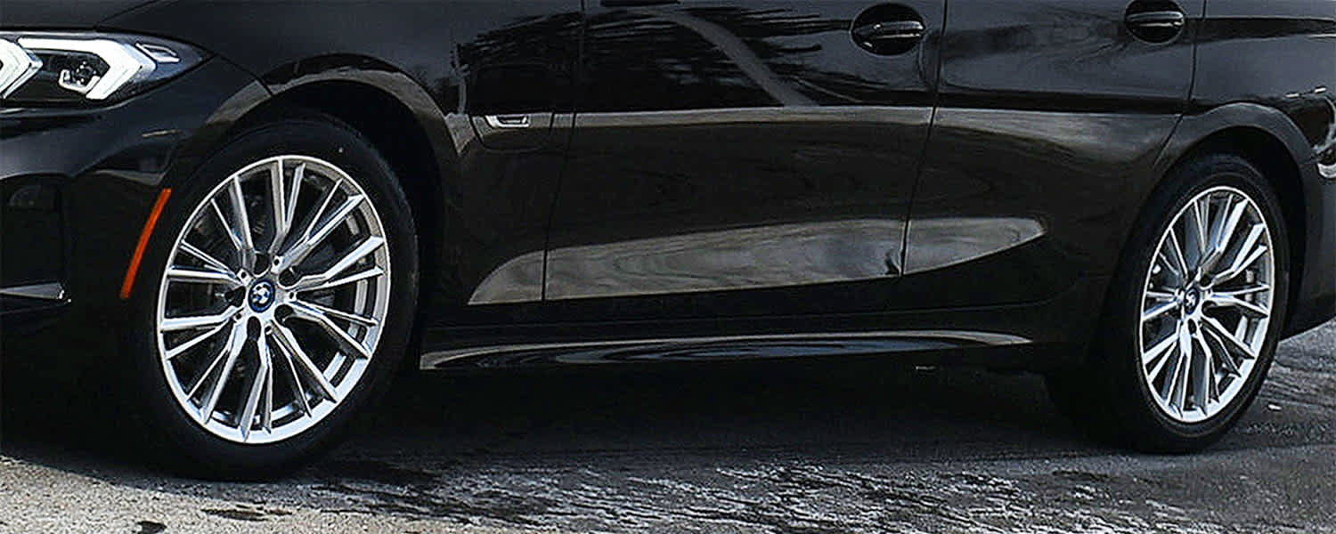 Used 2023 BMW 330e xDrive w/ Premium Package image 31