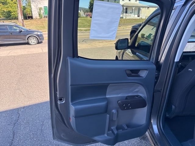 New 2025 Ford Maverick XLT w/ XLT Luxury Package image 34