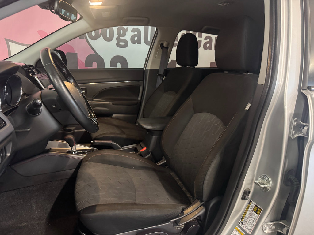 Used 2022 Mitsubishi Outlander Sport LE FWD image 17
