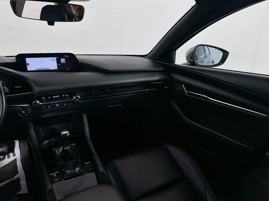 Used 2021 MAZDA MAZDA3 s image 25