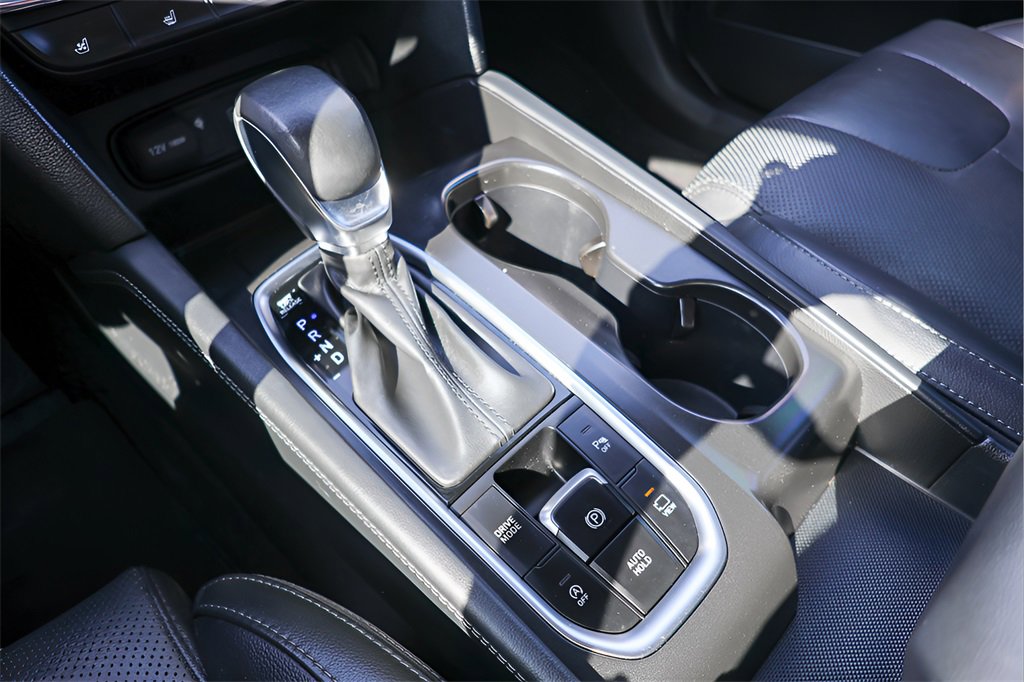 Used 2020 Hyundai Santa Fe Limited image 20