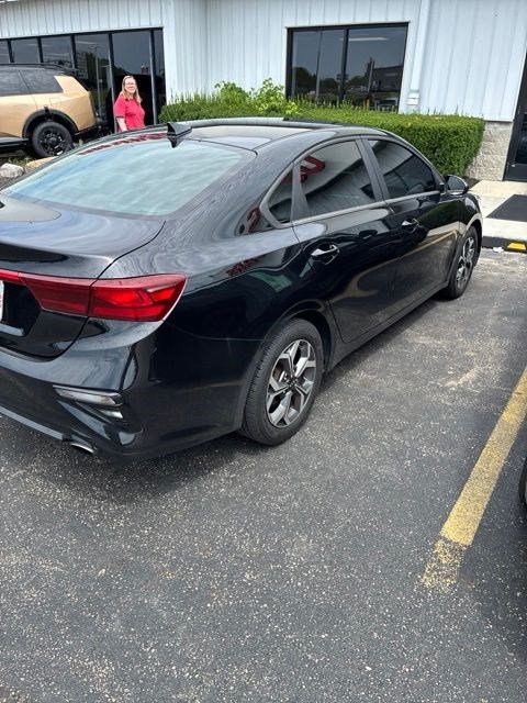 Used 2019 Kia Forte LXS FWD image 9
