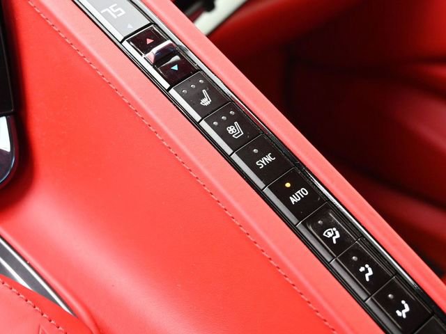 Used 2023 Chevrolet Corvette Stingray Premium Conv w/ Z51 Performance Package image 18