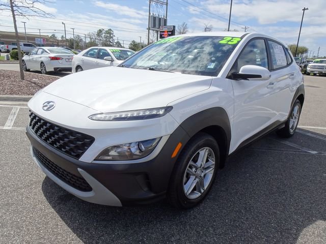 Used 2023 Hyundai Kona SE image 8
