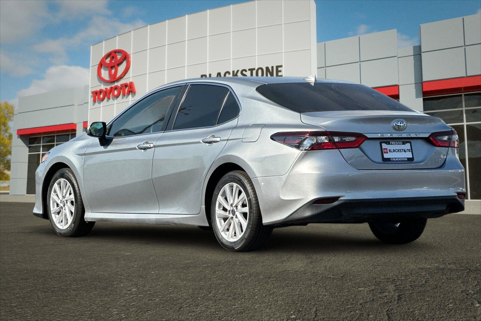 Certified 2024 Toyota Camry LE FWD image 5