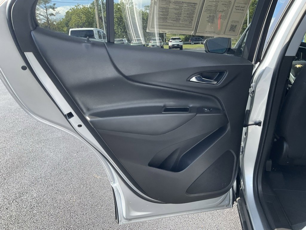 Used 2022 Chevrolet Equinox LT image 13