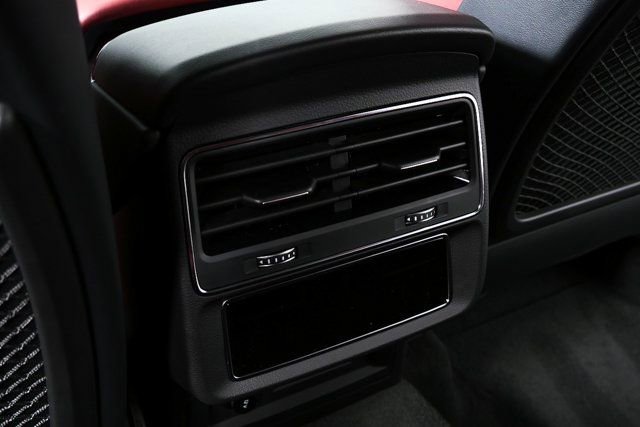 New 2026 Audi SQ7 Premium Plus image 22