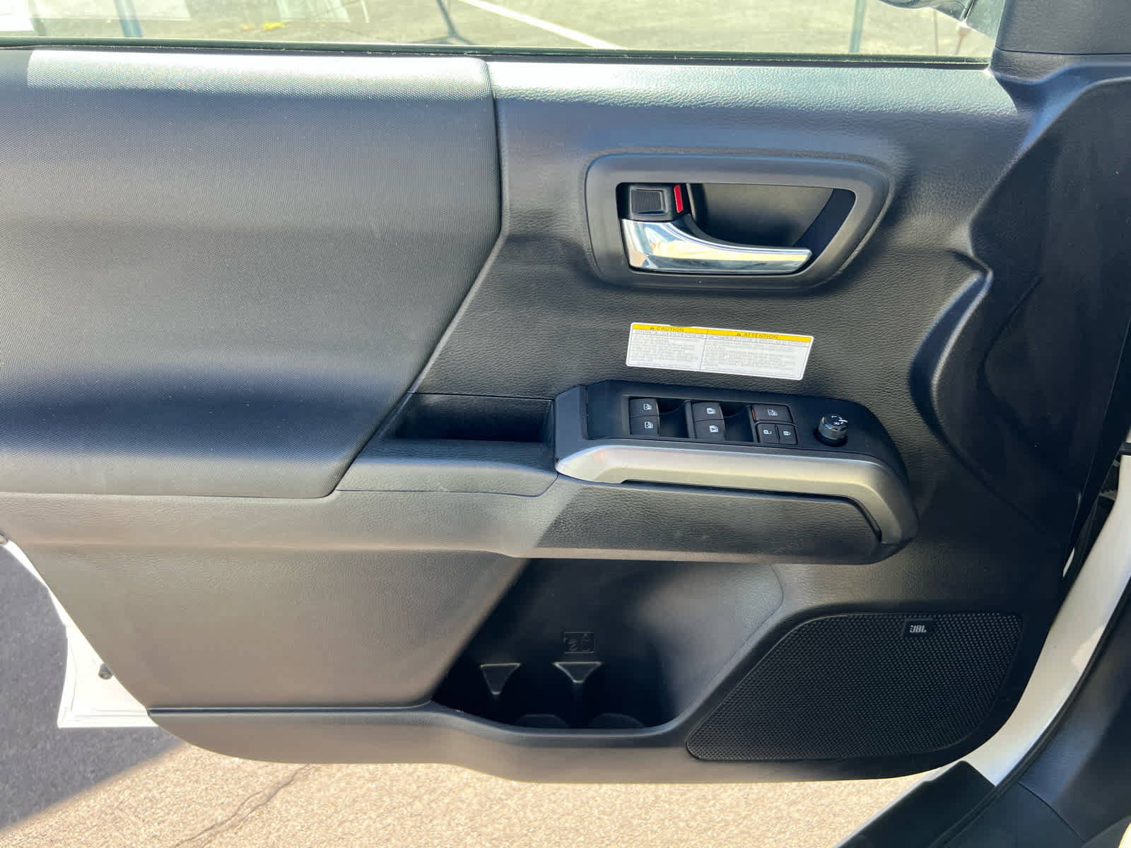 Certified 2020 Toyota Tacoma TRD Off-Road w/ TRD Premium Off Road Package AWD/4WD image 12
