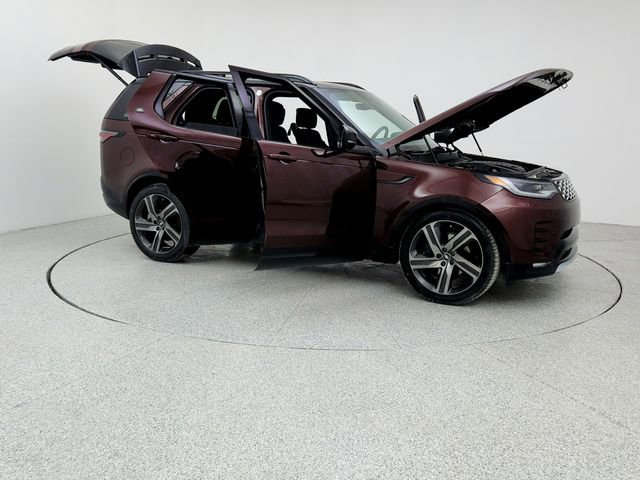 New 2026 Land Rover Discovery Limited Edition AWD/4WD image 10