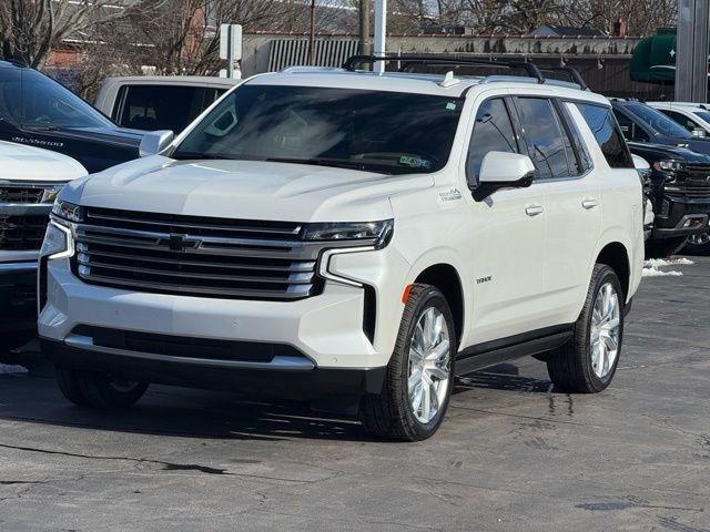 Used 2024 Chevrolet Tahoe High Country w/ Premium Package AWD/4WD image 3