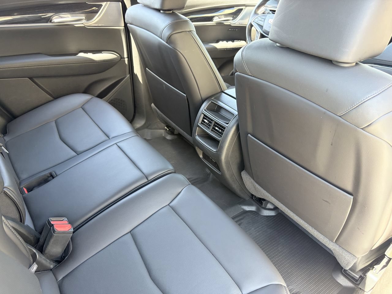 Certified 2023 Cadillac XT5 Premium Luxury w/ Technology Package AWD/4WD image 15