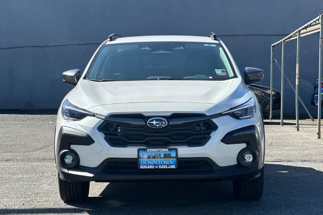 Used 2026 Subaru Crosstrek 2.5i Limited AWD/4WD image 3