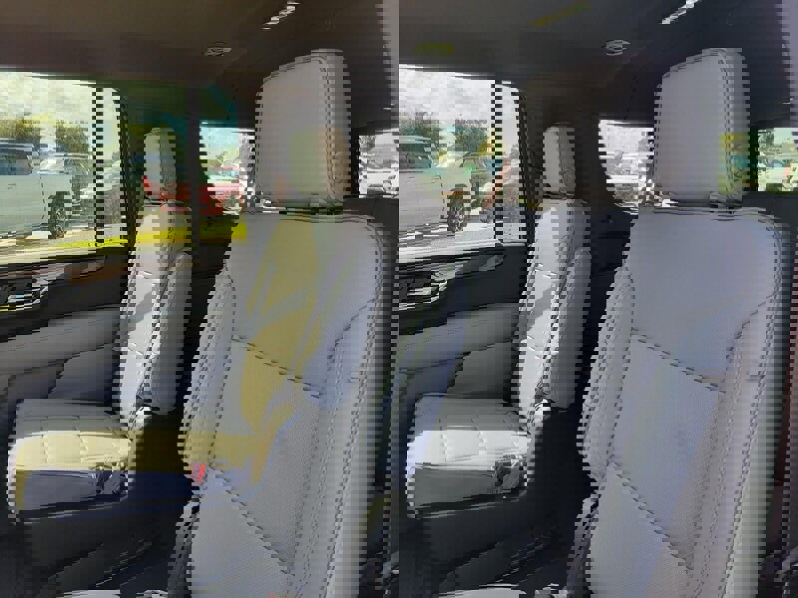 New 2026 GMC Yukon XL Elevation image 26