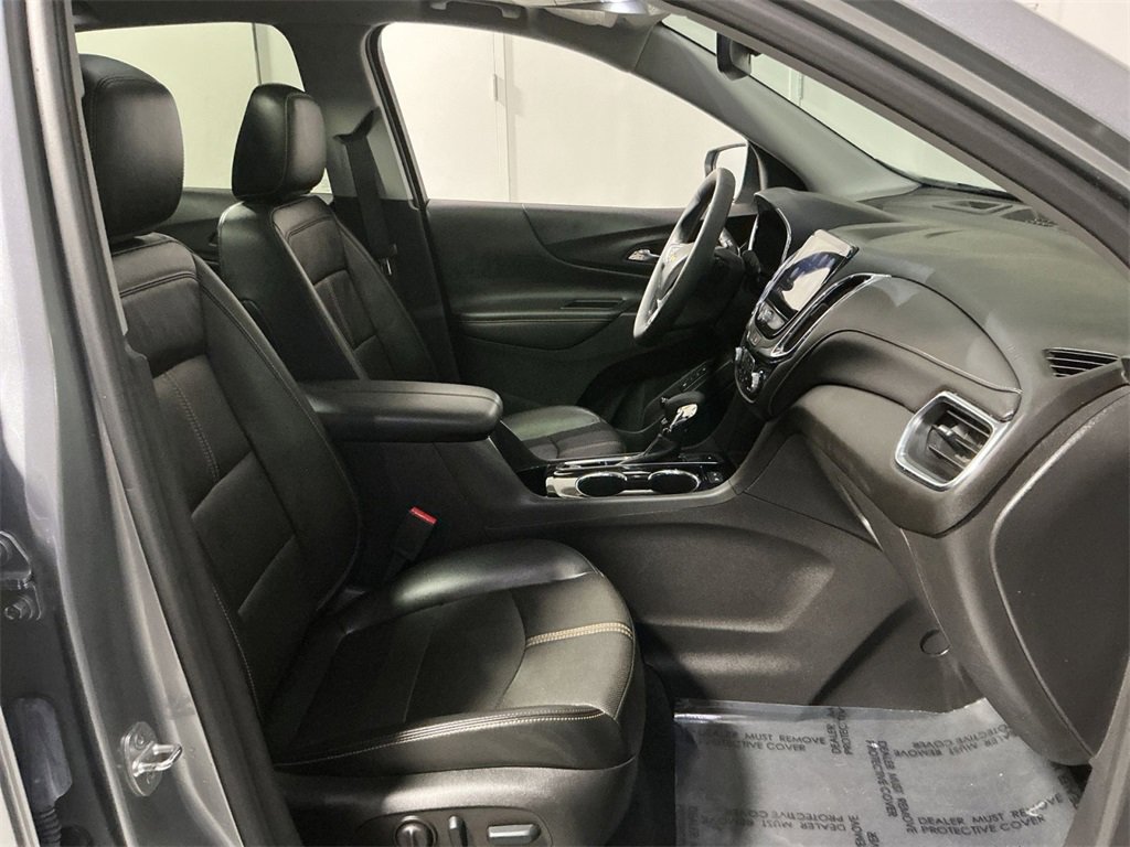 Used 2023 Chevrolet Equinox Premier image 34