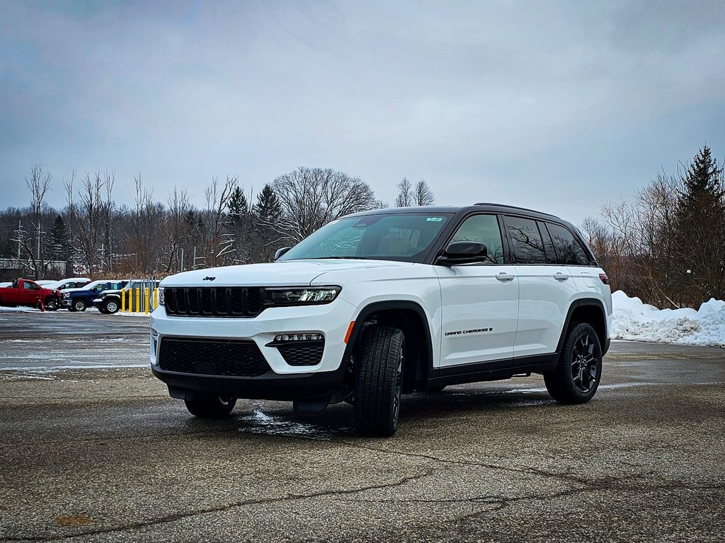 New 2025 Jeep Grand Cherokee Limited image 9