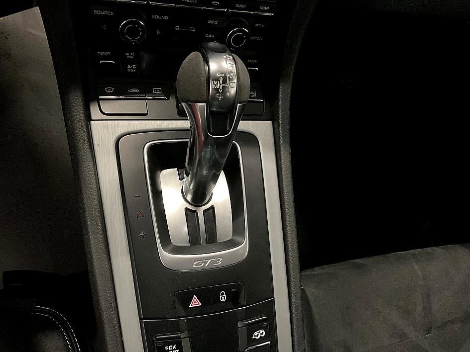 Used 2015 Porsche 911 GT3 image 24