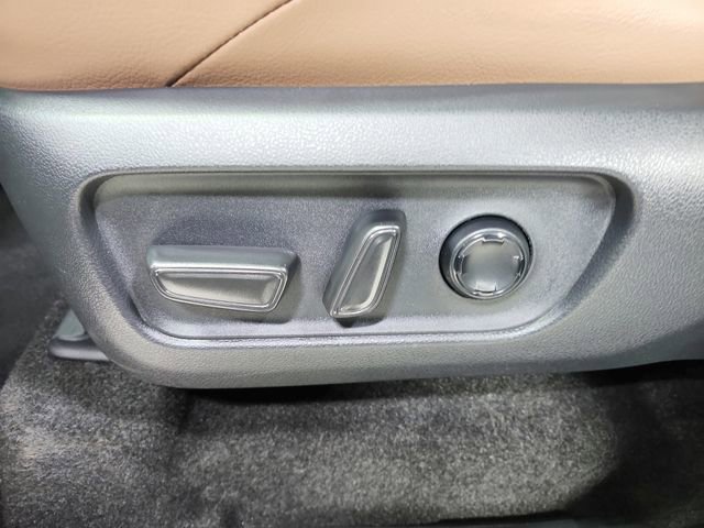 Used 2025 Toyota 4Runner Limited image 20