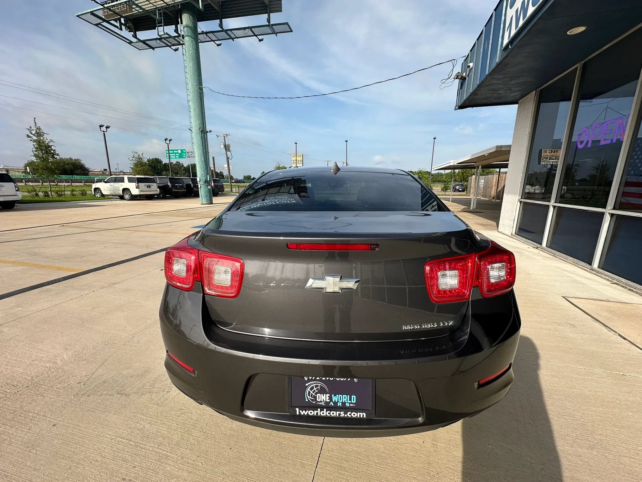 Used 2013 Chevrolet Malibu LTZ FWD image 4