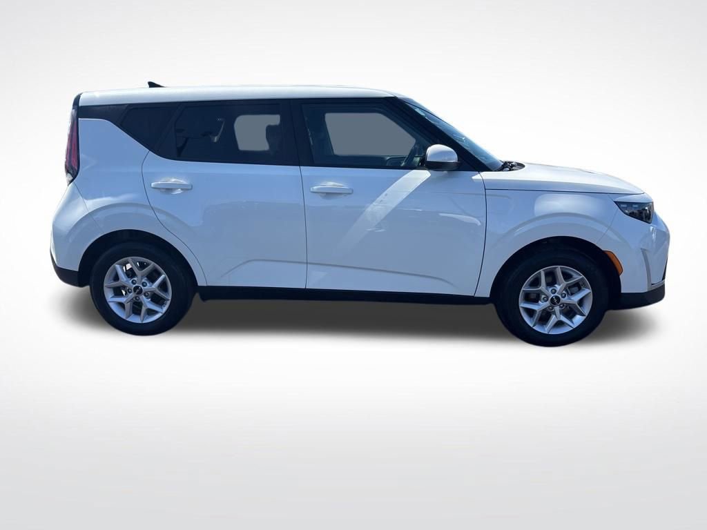 Used 2025 Kia Soul LX video 2
