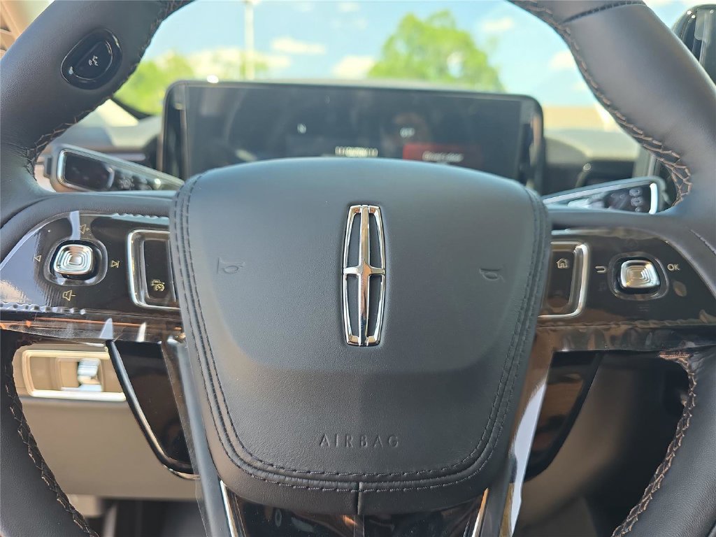 New 2026 Lincoln Aviator 2WD image 19