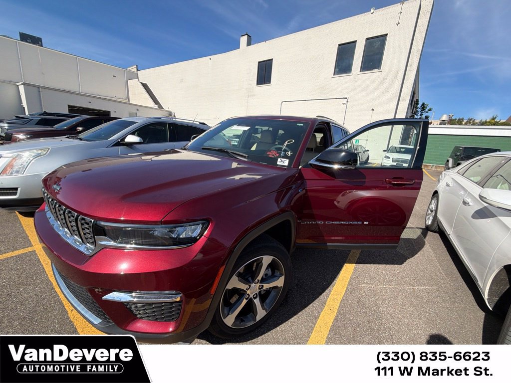 Used 2023 Jeep Grand Cherokee 4WD 4xe