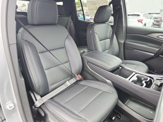 New 2026 Chevrolet Traverse LT w/ LPO, Floor Liner Package image 14