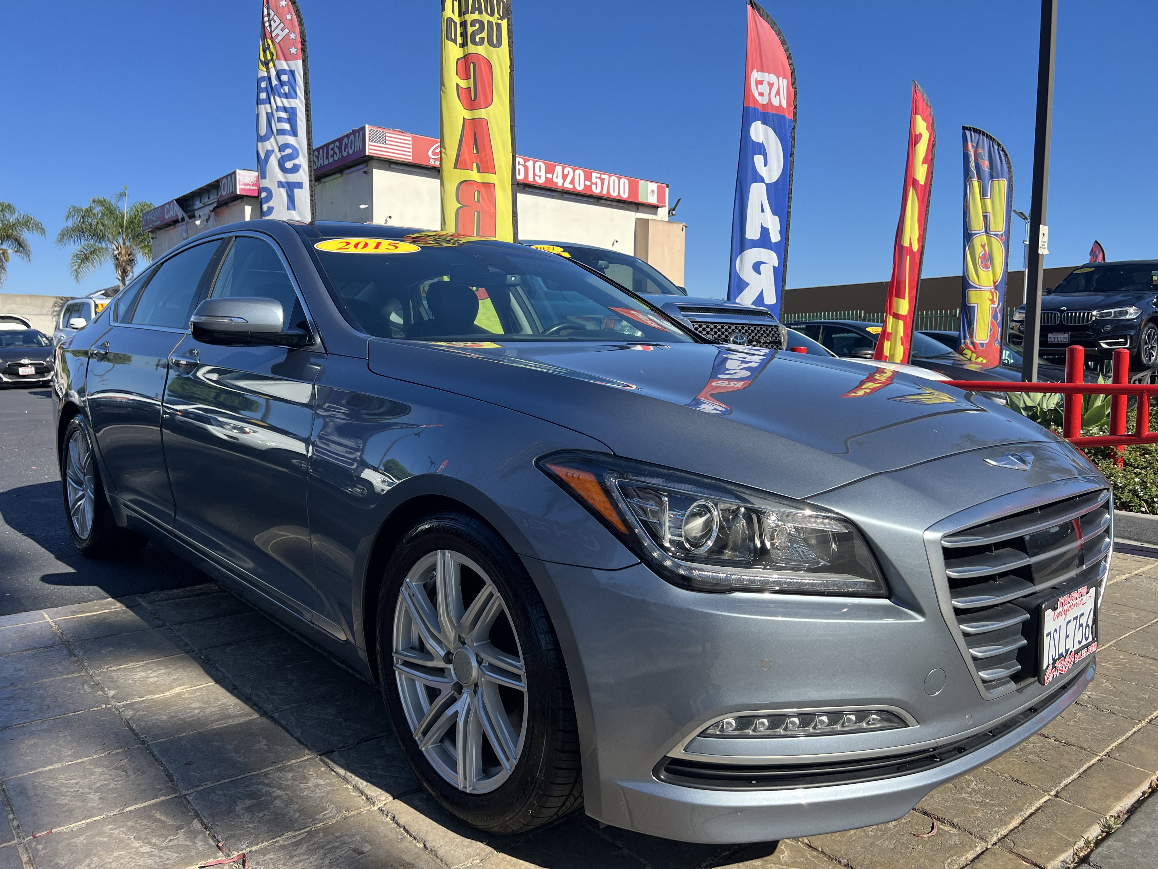 Used 2015 Hyundai Genesis 5.0 image 1