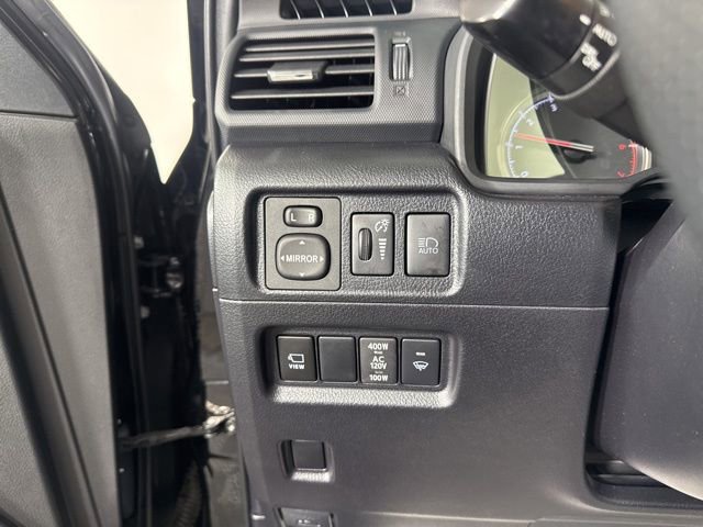 Used 2022 Toyota 4Runner Limited image 32