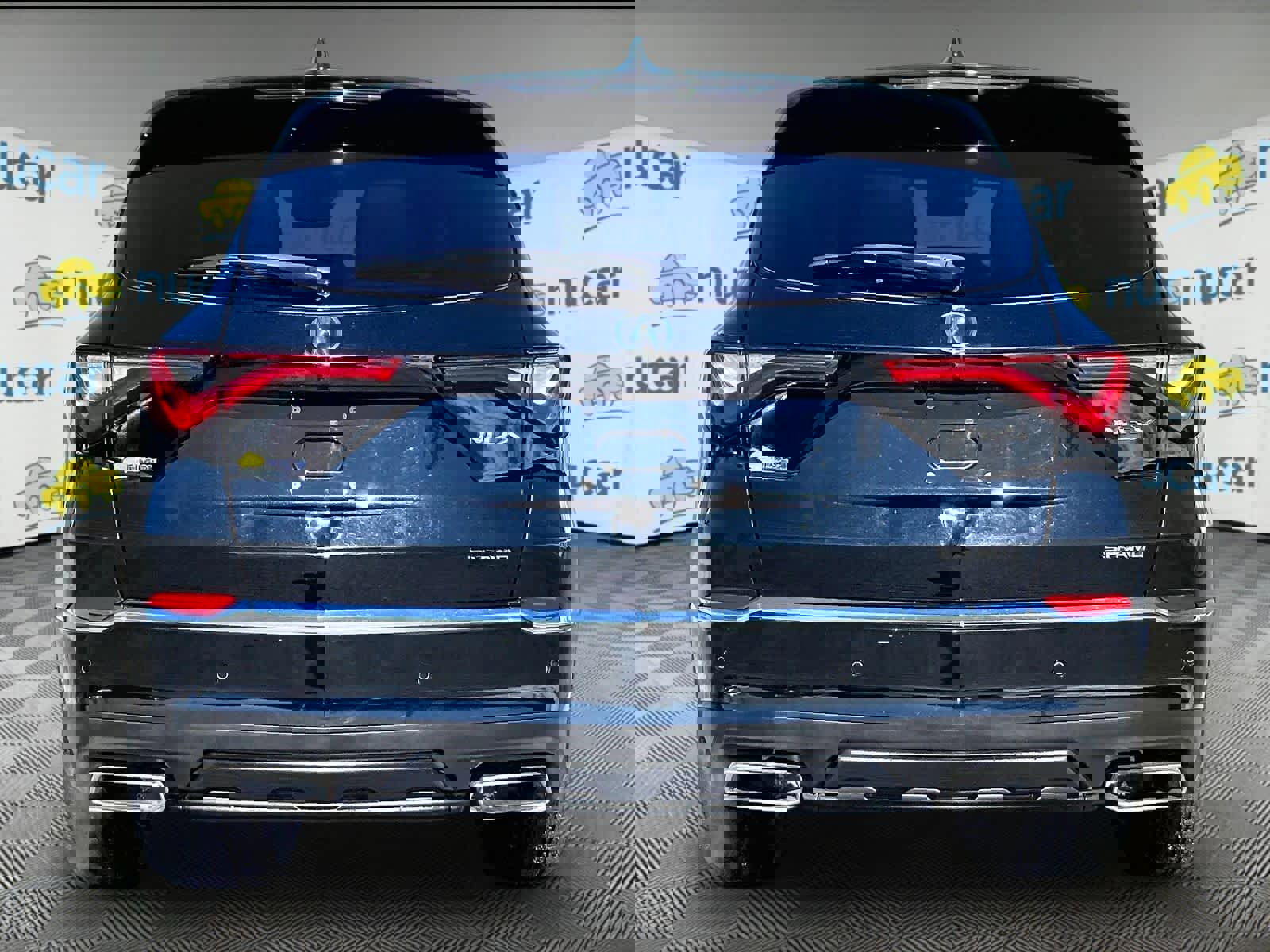 Used 2023 Acura MDX SH-AWD w/ Technology Package image 5