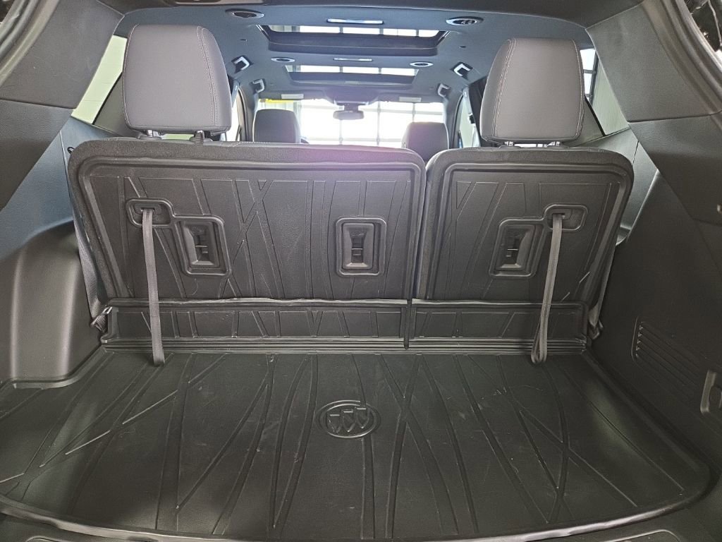 Used 2023 Buick Enclave Essence w/ Experience Buick Package AWD/4WD image 37