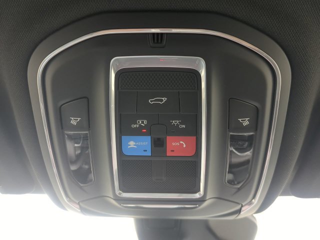 New 2027 Jeep Grand Cherokee L Limited RWD image 24