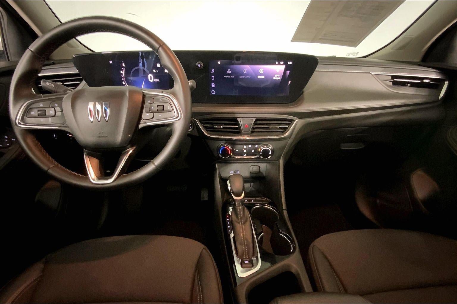 Used 2025 Buick Encore GX Preferred AWD/4WD image 17