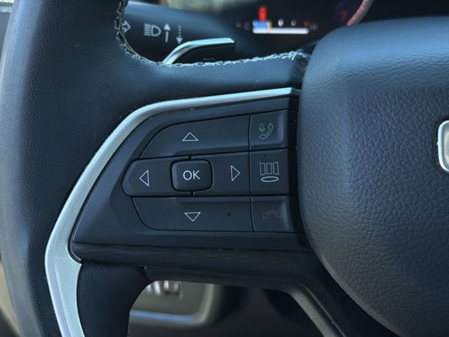 Used 2023 Jeep Grand Cherokee L Laredo w/ Luxury Tech Group I AWD/4WD image 28