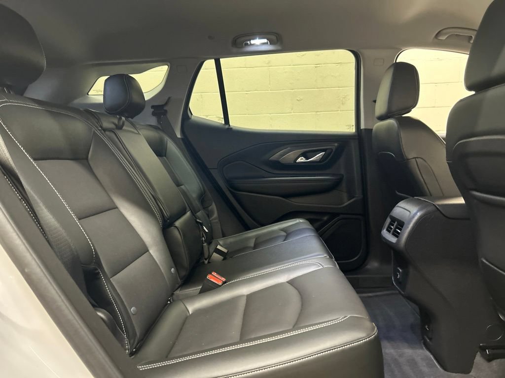 Used 2022 GMC Terrain SLT FWD image 9
