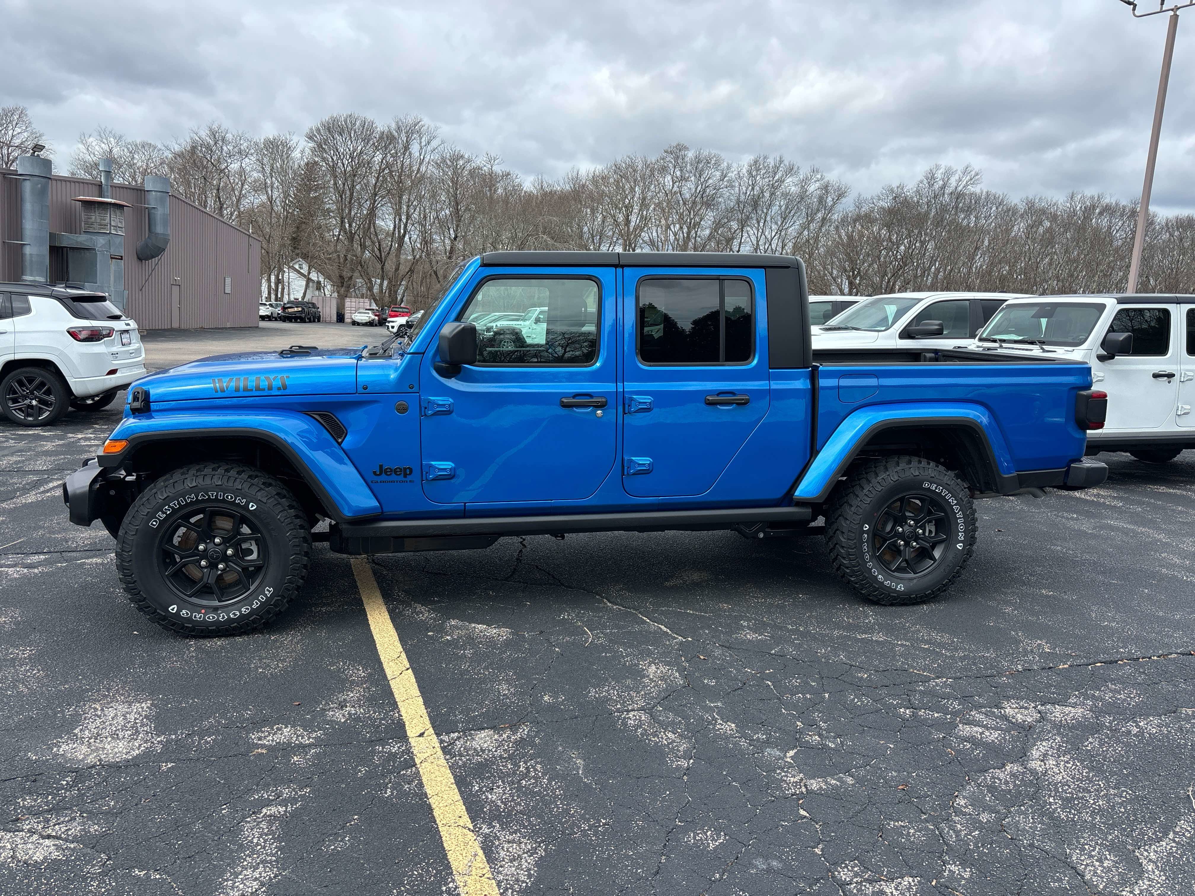 New 2026 Jeep Gladiator Sport AWD/4WD image 2