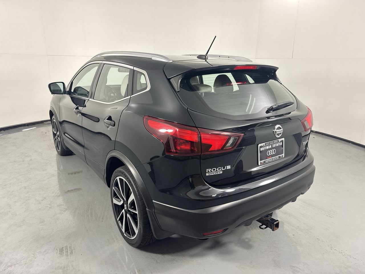 Used 2017 Nissan Rogue Sport SL w/ SL Premium Package AWD/4WD image 31