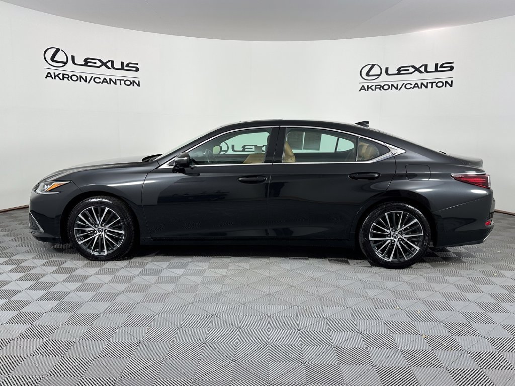 Used 2024 Lexus ES 350 w/ Premium Package FWD image 11