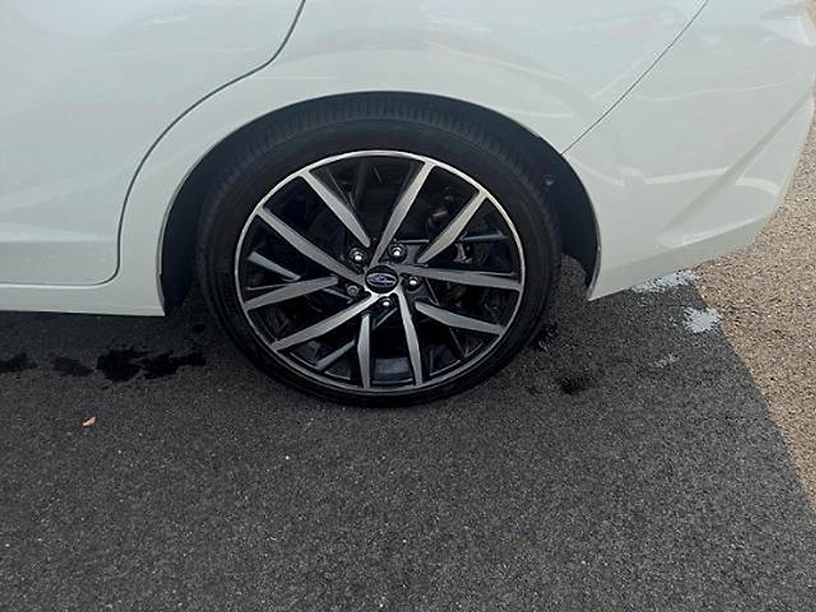 Certified 2024 Subaru Impreza 2.0i Sport AWD/4WD image 7