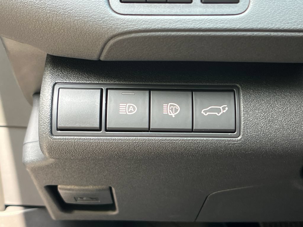 New 2026 Toyota C-HR AWD/4WD image 27