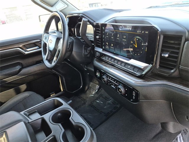 Used 2023 Chevrolet Silverado 1500 LT w/ Protection Package image 13