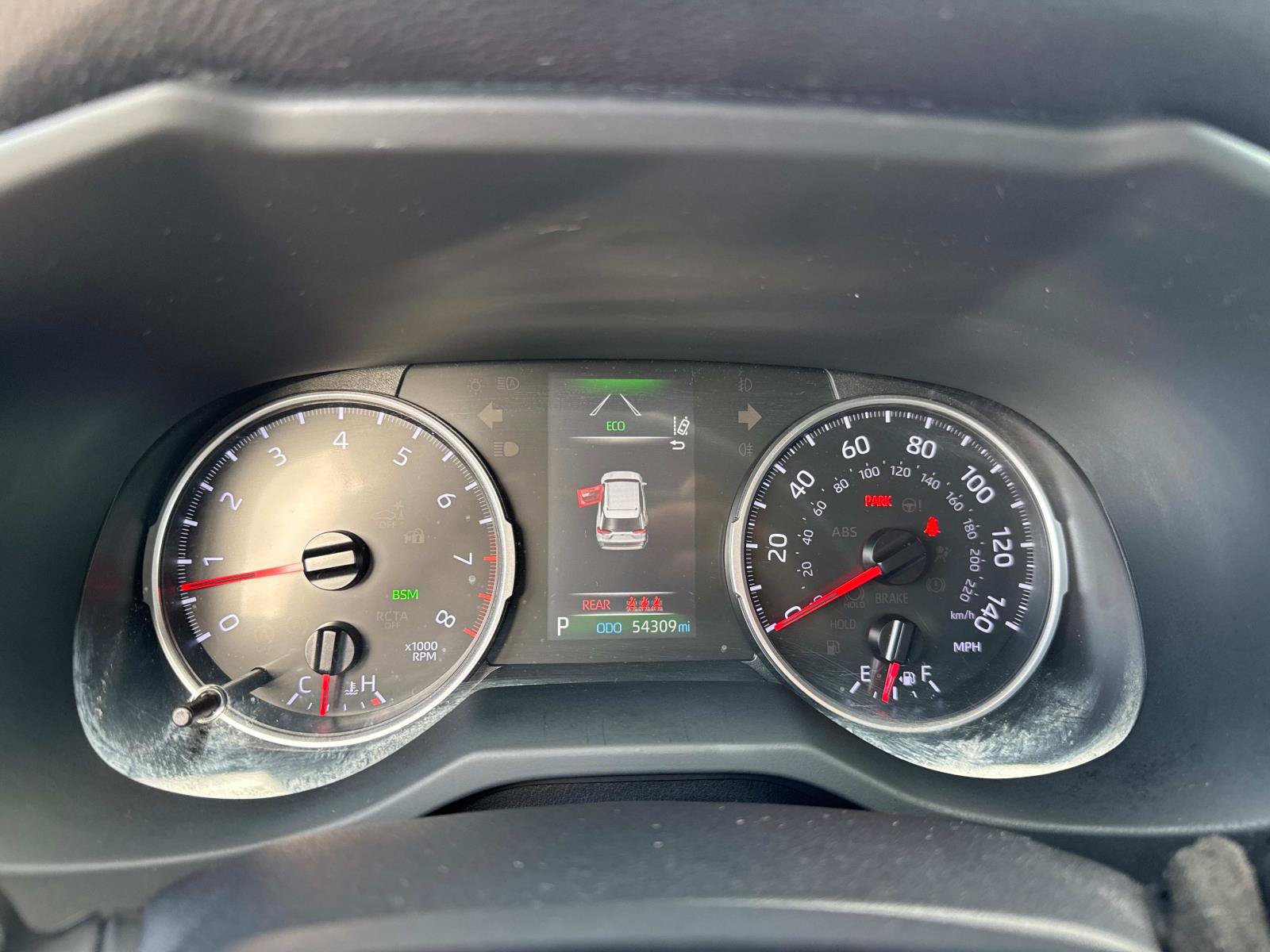 Used 2020 Toyota RAV4 XLE w/ Convenience Package FWD image 29