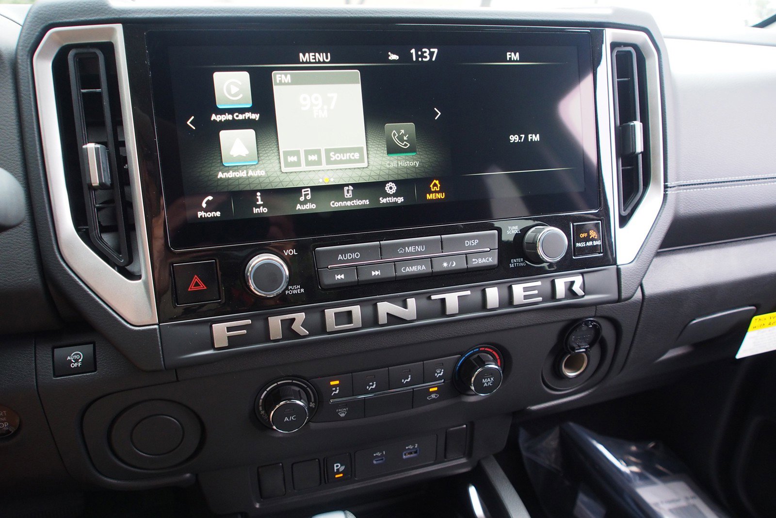 Used 2026 Nissan Frontier SV RWD image 21