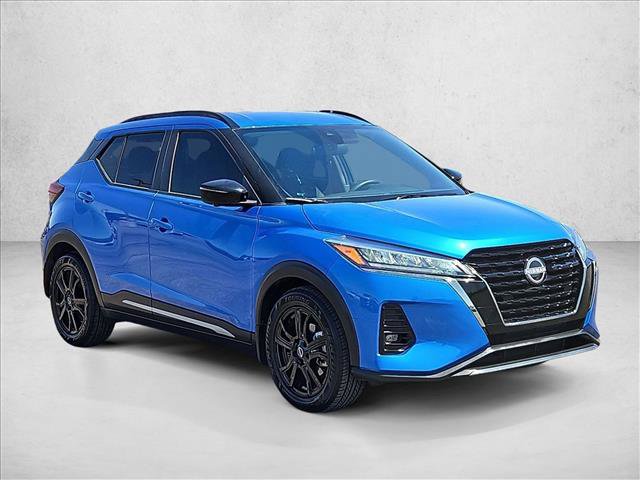Used 2023 Nissan Kicks SR FWD image 3