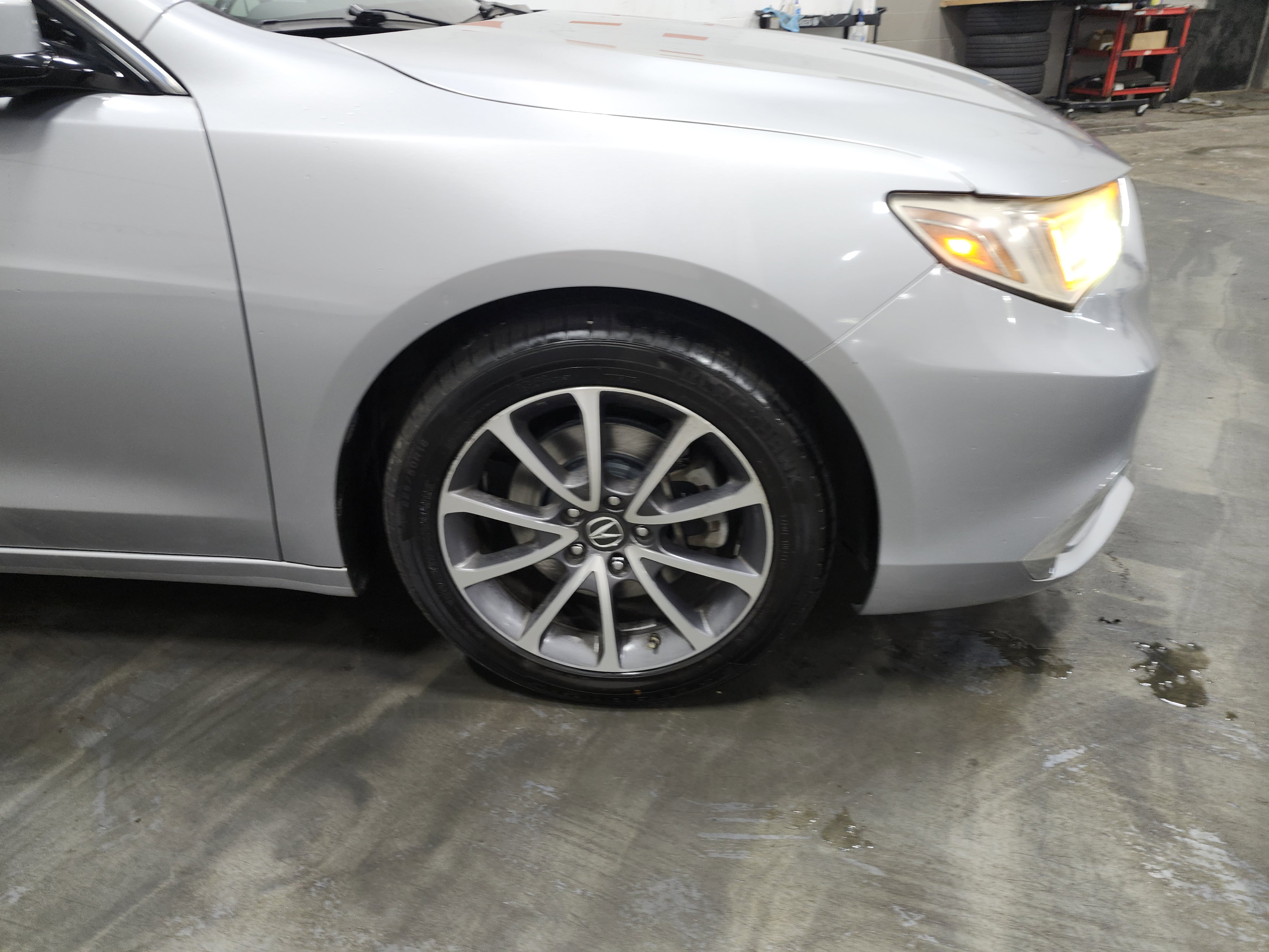 Used 2018 Acura TLX V6 image 12