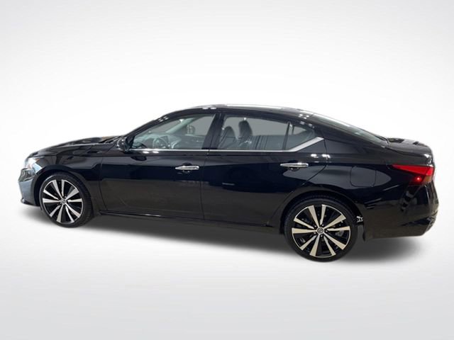 Certified 2020 Nissan Altima 2.5 Platinum image 2
