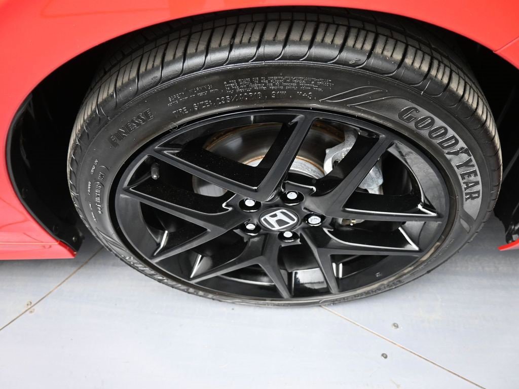 Certified 2025 Honda Civic Sport image 13