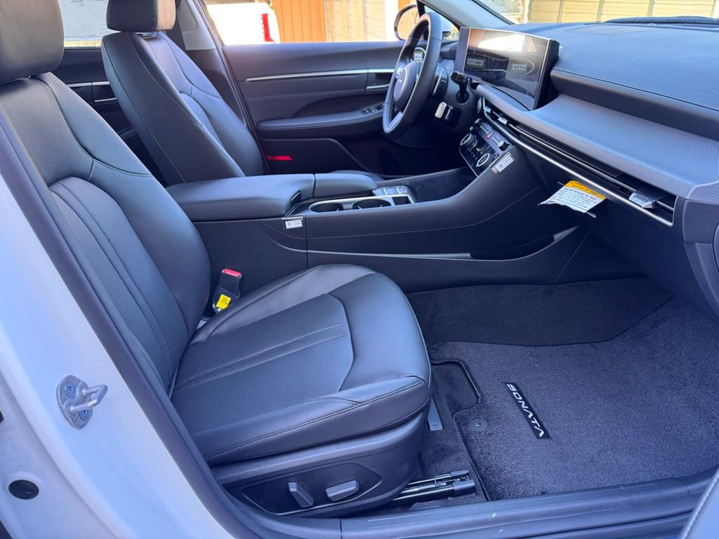 New 2026 Hyundai Sonata Limited image 21