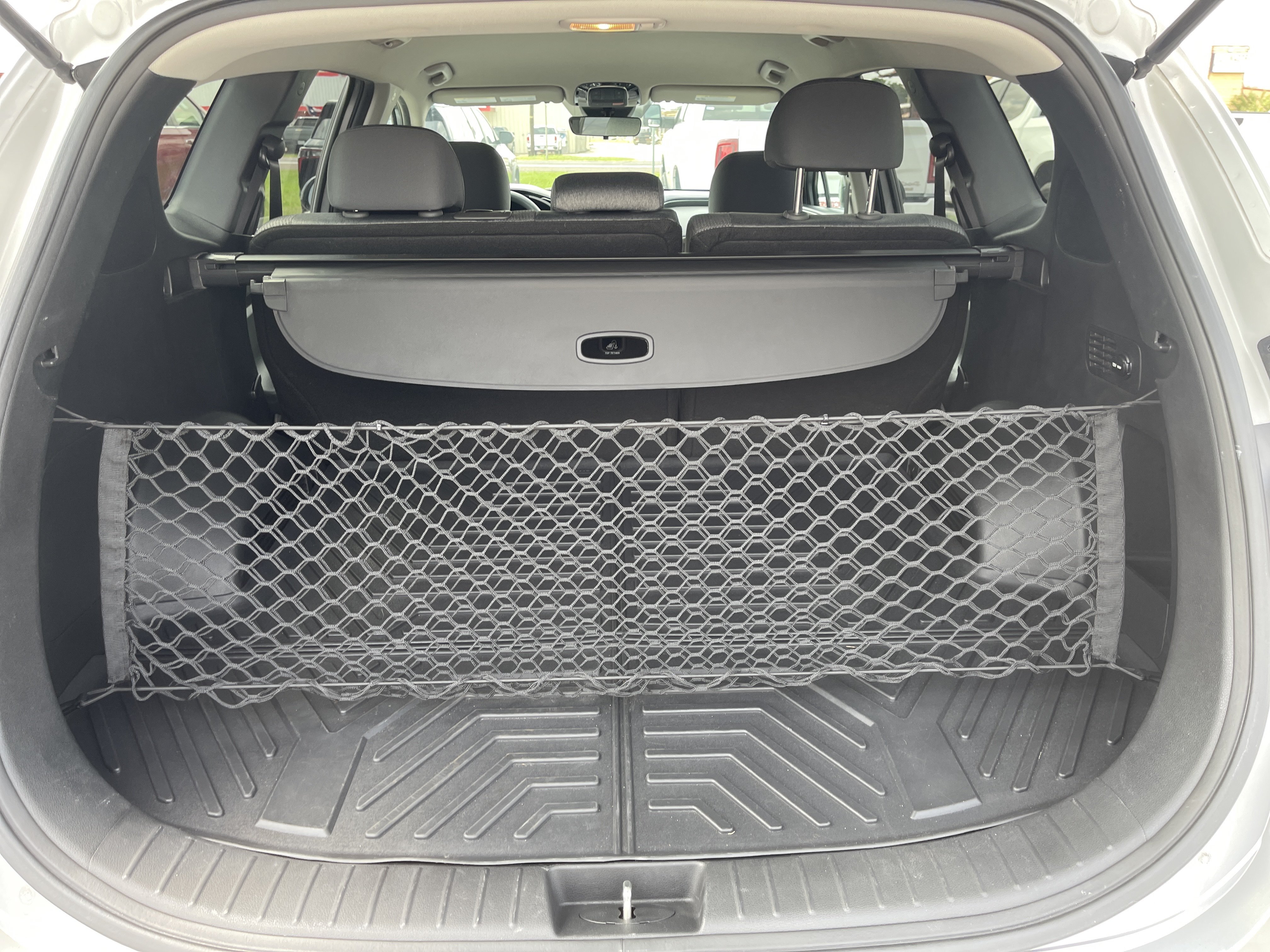 Used 2022 Hyundai Santa Fe SEL FWD image 12